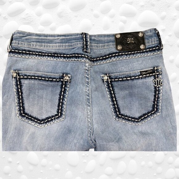 “Miss Me” Womens Light Blue Denim Boyfriend Capri JB5014PB - 30” - Picture 5 of 9